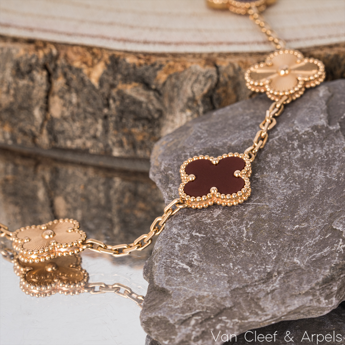 Vintage Alhambra bracelet, 5 motifs 18K rose gold, Carnelian - Van Cleef &  Arpels